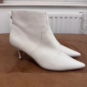 Steve Madden Cream Ankle Booties